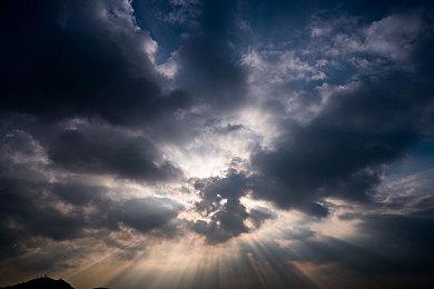 《天国：拯救2》PC与主机版对比视频 5090能4K＆80帧